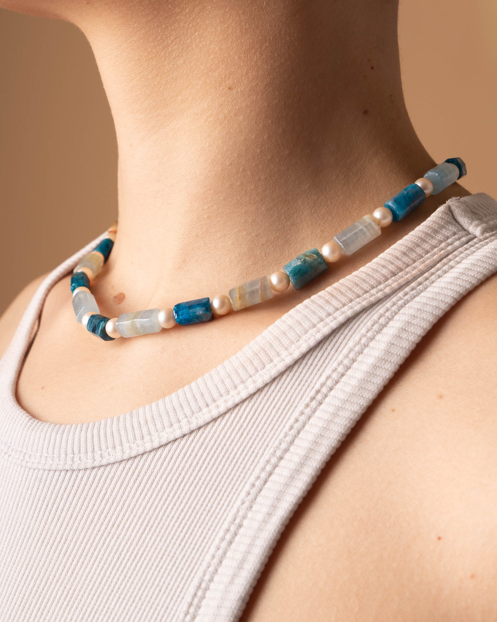 Calcite & Blue Apatite Necklace — Unikat
