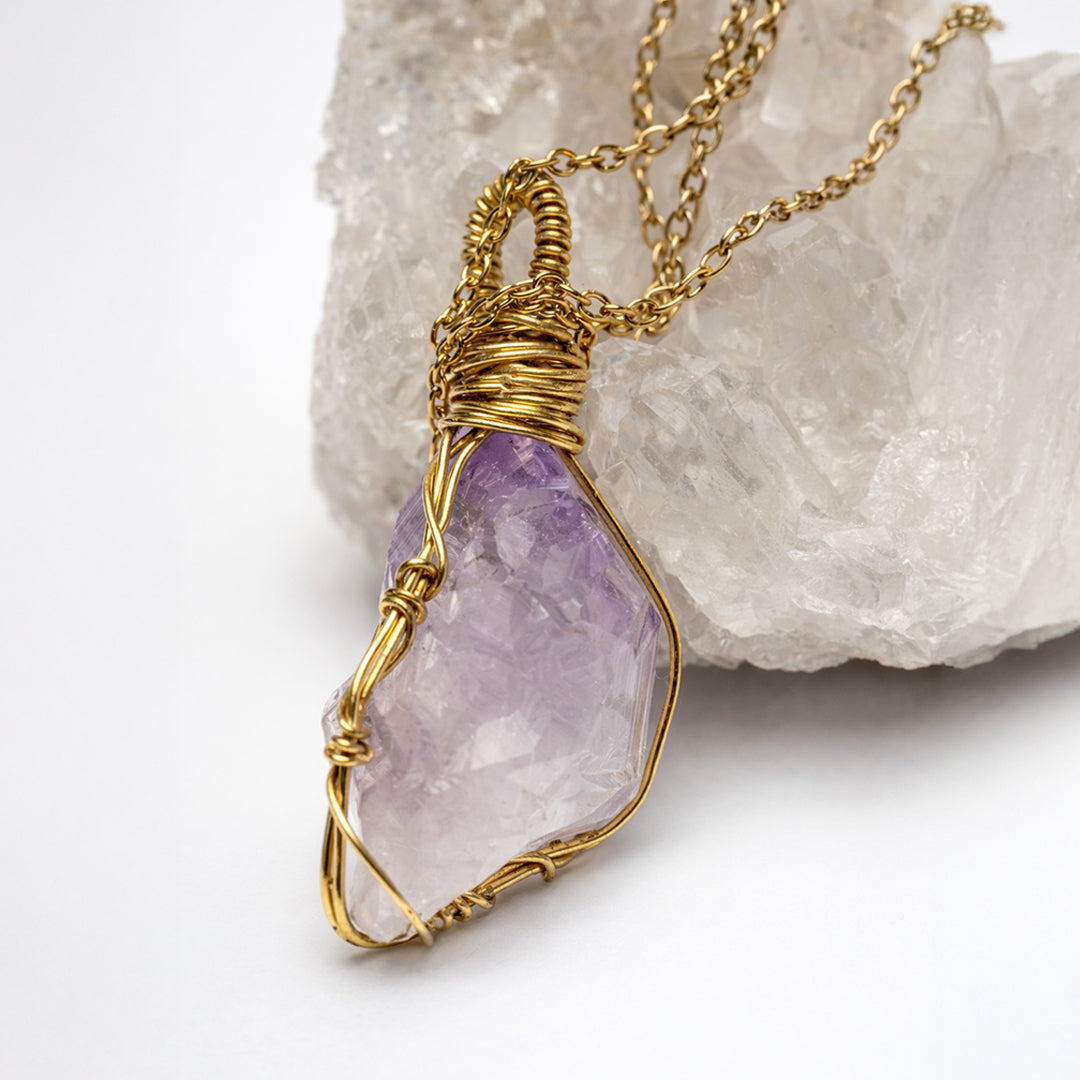 amethyst raw talisman