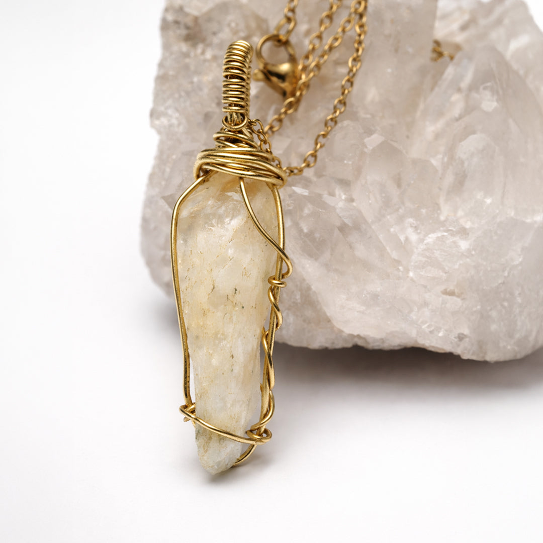 citrine raw talisman
